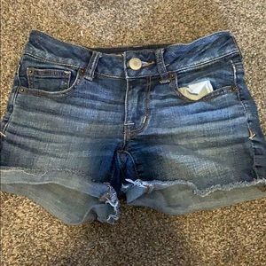 Size 00 American eagle shorts